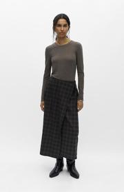 Rok Soleyeseng Wrap