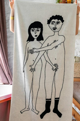 HELEN B Handdoek Badhanddoek Naked Couple Geen