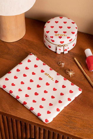 All the ways to say Textiel Accessoire Red Heart Pouch Geen