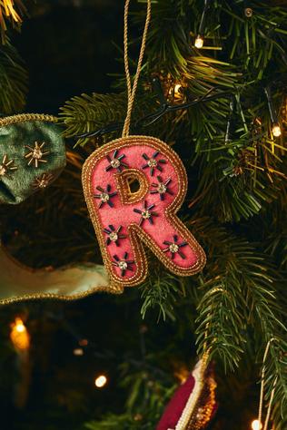 Huis Accessoire Beaded Initial Ornament R