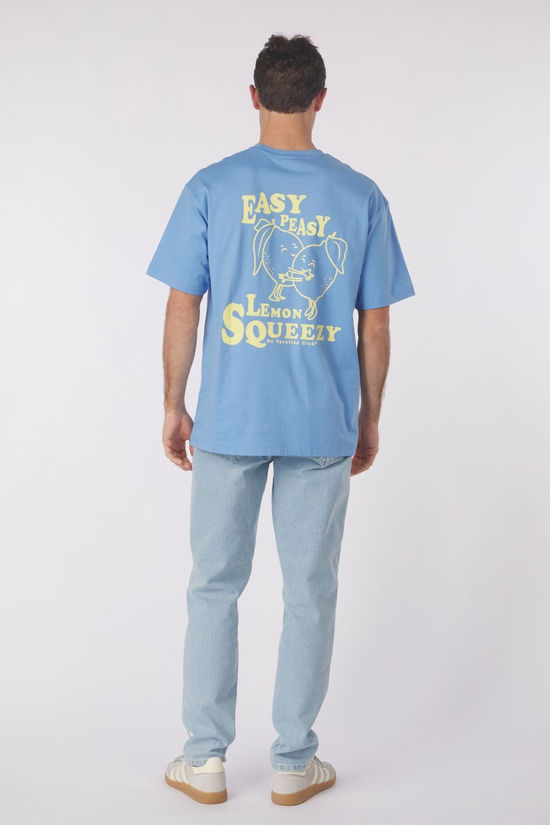 On Vacation T-Shirt Lemon Squeezy Light Blue