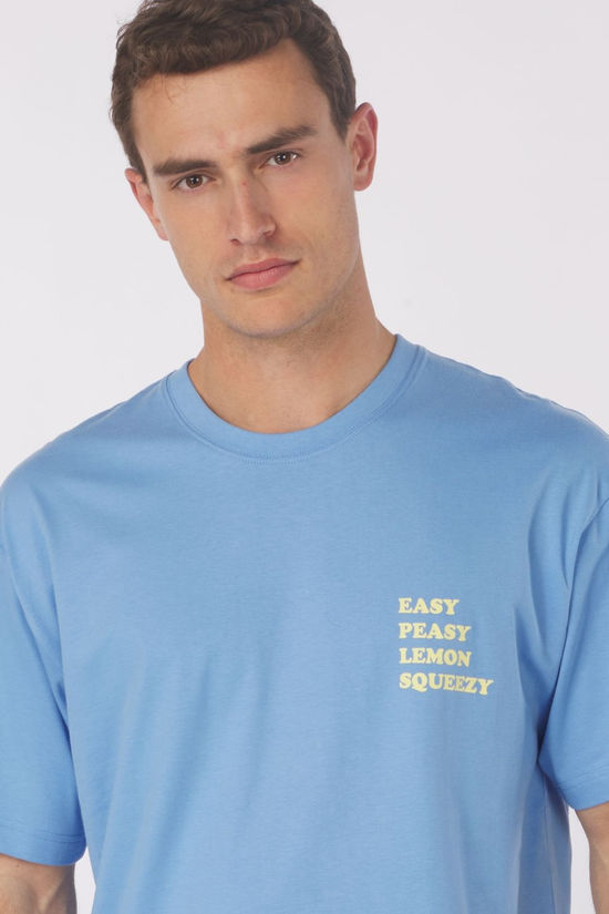 On Vacation T-Shirt Lemon Squeezy Light Blue