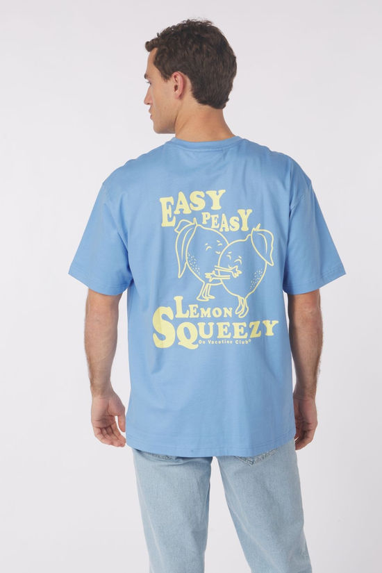 On Vacation T-Shirt Lemon Squeezy Light Blue