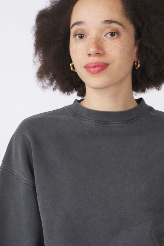 Colorful Standard Trui Organic Oversized Crew Faded Black