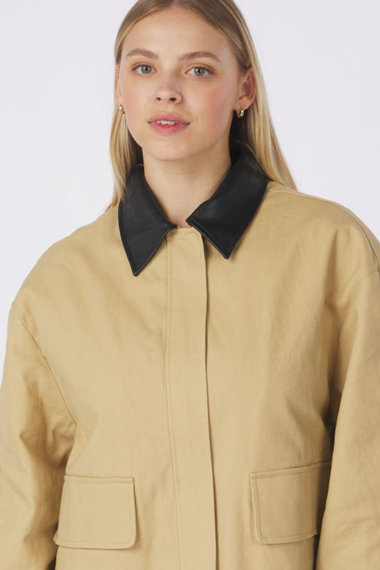 Edited Veste Sina Beige With Black