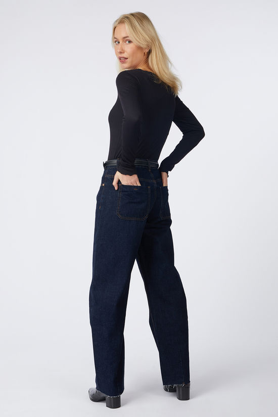 With Black Jeans Peyton Midnight Blue Denim