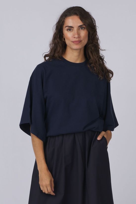 With Black T-Shirt Capri Oversized Midnight Blue