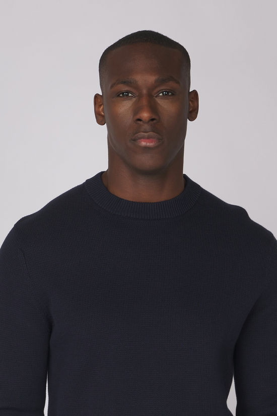Selected Trui Dane Structure Sky Captain