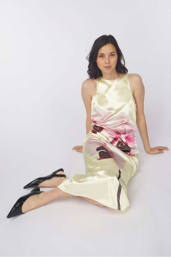 Yas Robe Orchida Satin Long Anise Flower Aop:Orchida