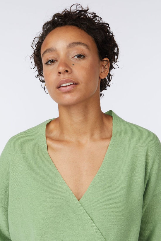 Another-Label Pull Lini Jadesheen