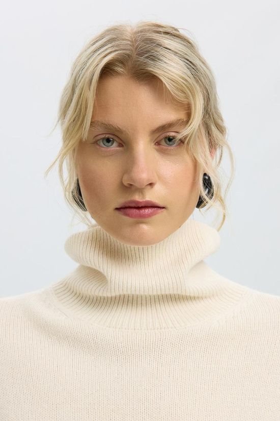 Selected Coltrui Slwellie Roll Neck Egret