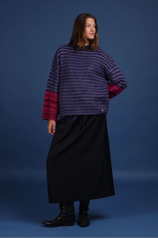 Figurati Trui Alba Purple, Burgundy, Fuchsia