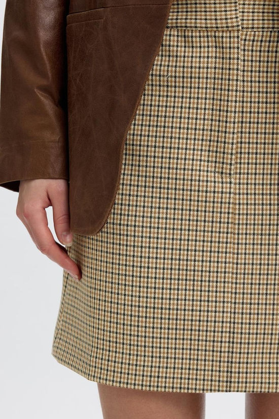 Selected Jupe Slwelara Monks Robe Checks