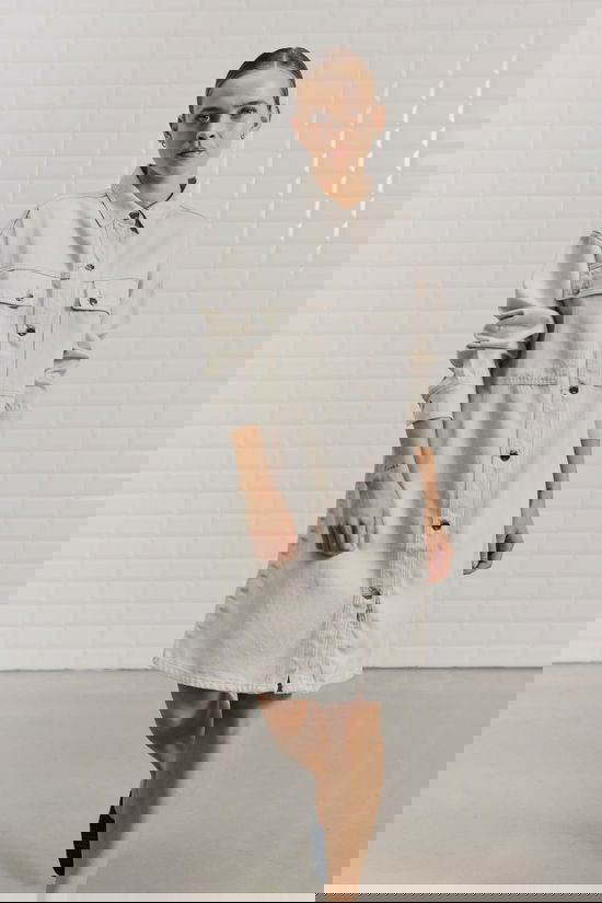 With Black Jurk Penelope Silver Lining