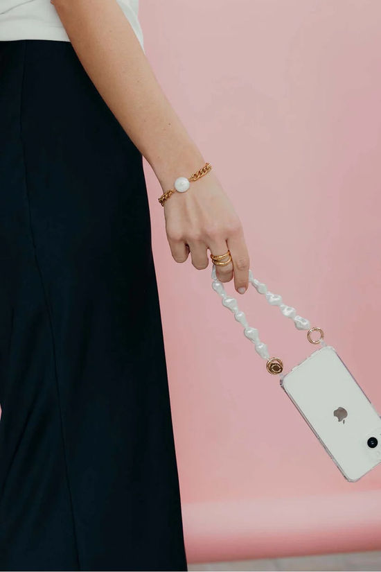 FOLIE A TROIS Short Pearl Phone Strap Pearl