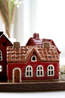 DET GAMLE APOTEK A/S Bougeoir Red House For T- Light, H 11Cm, W 14Cm, D 9Cm Red